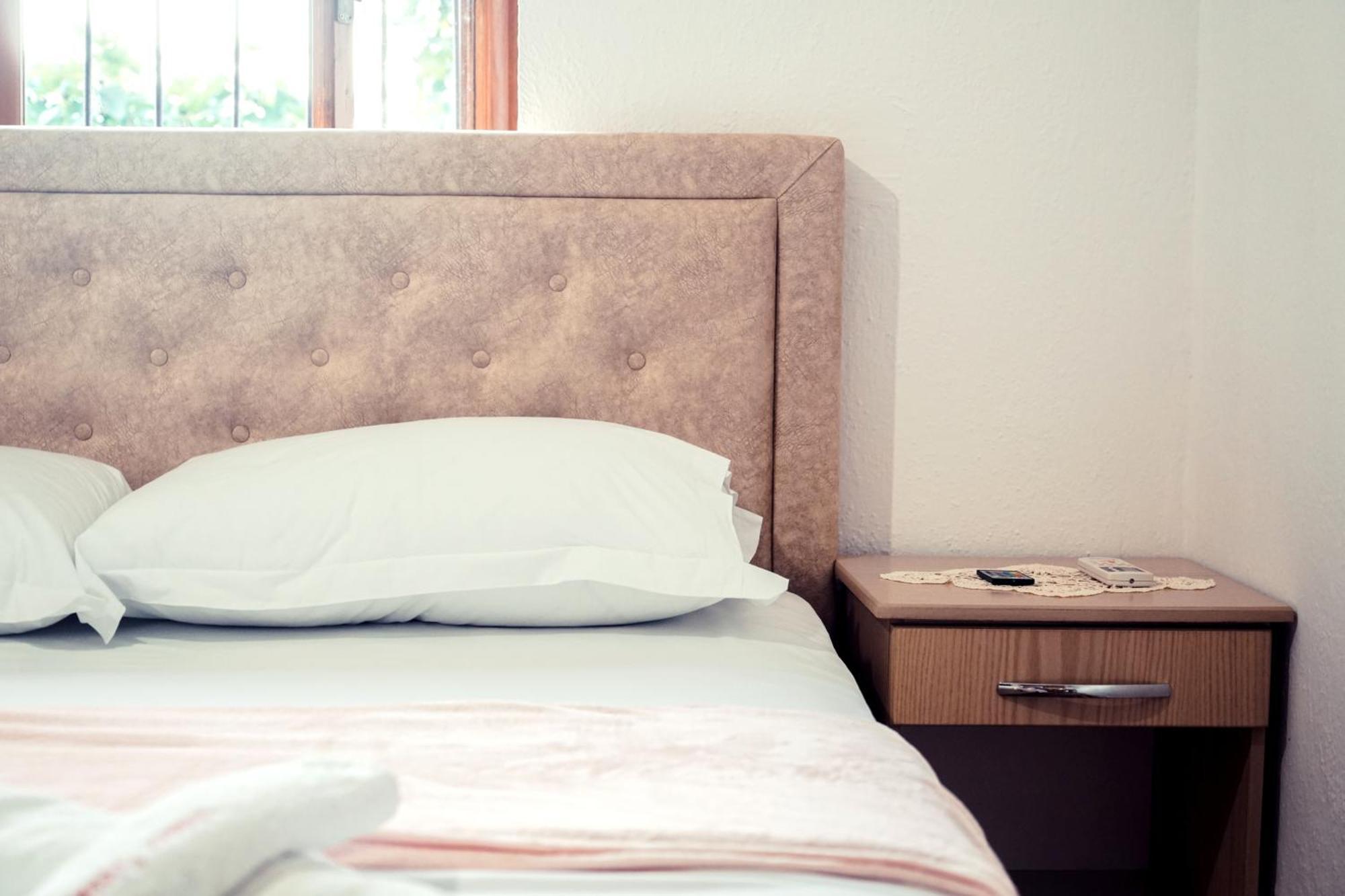 Guesthouse Arber Гирокастра Экстерьер фото